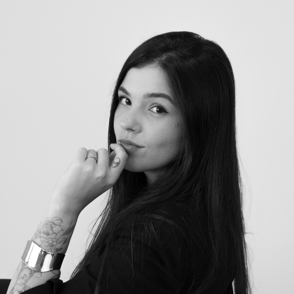 Larissa Lopes — consultora de branding, arquétipos e Human Design